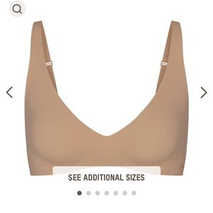 Skims naked plunge bra